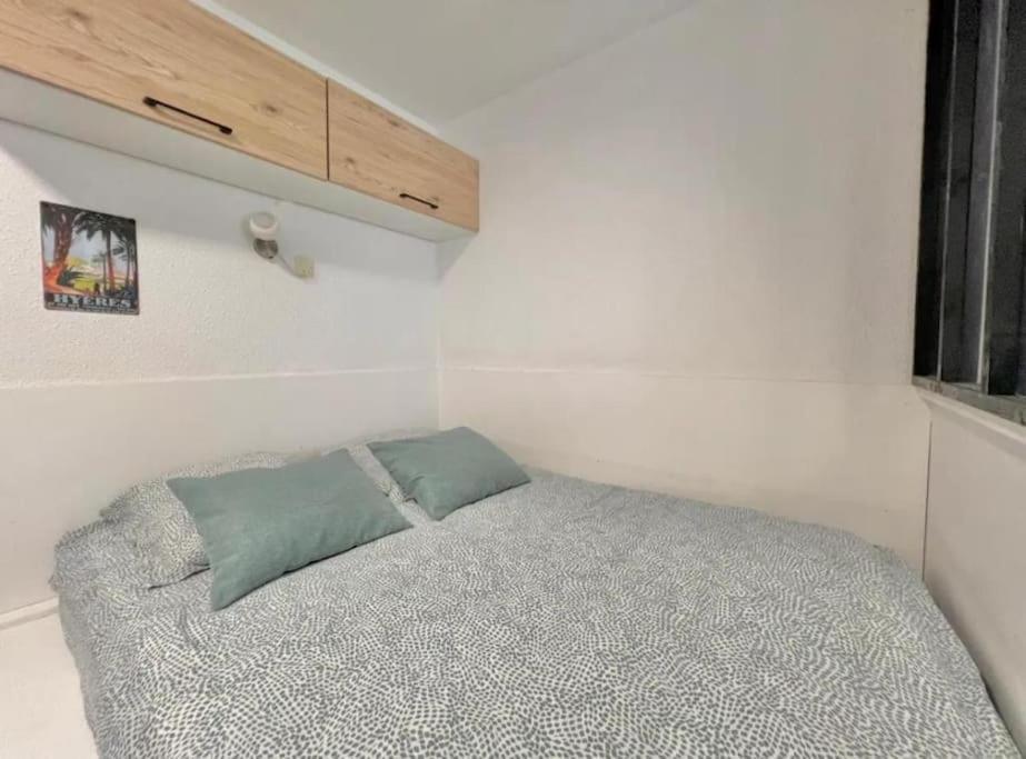 Appartement Port De Hyeres 4 Personnes מראה חיצוני תמונה
